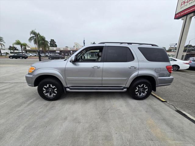 2004 toyota sequoia sr5