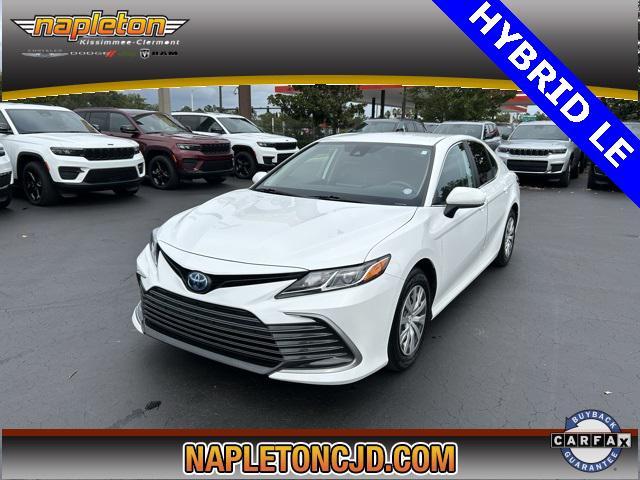 2022 toyota camry le
