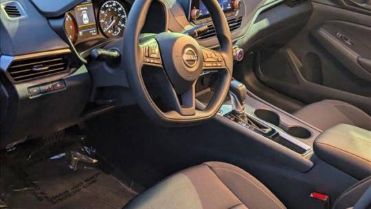 2025 Nissan Altima