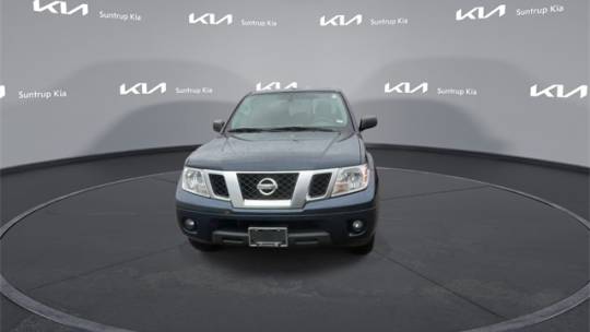 2020 nissan frontier sv