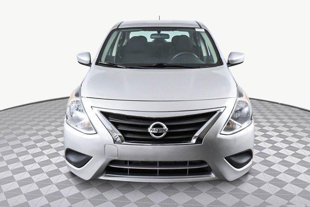 2019 nissan versa 1.6 s
