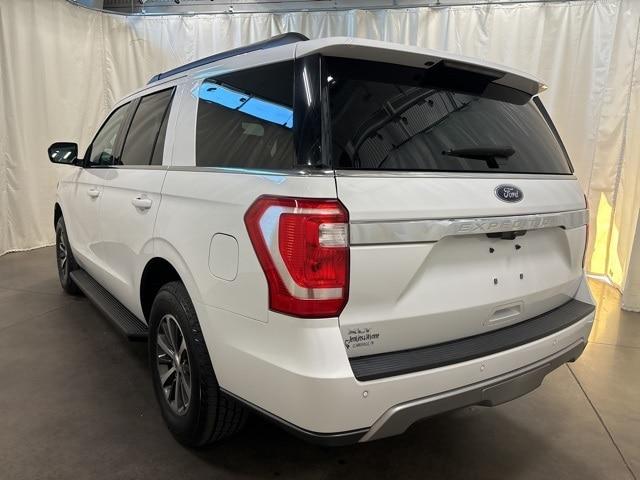 2021 ford expedition xlt