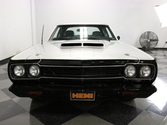 1969 plymouth road runner restomod coupe 528 hemi v8 3 speed automatic classic v
