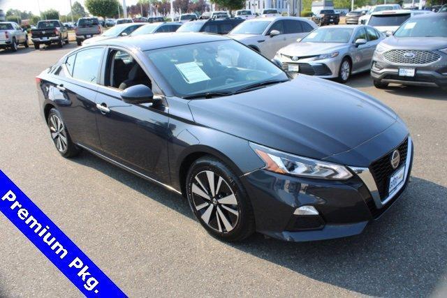 2022 nissan altima 2.5 sv