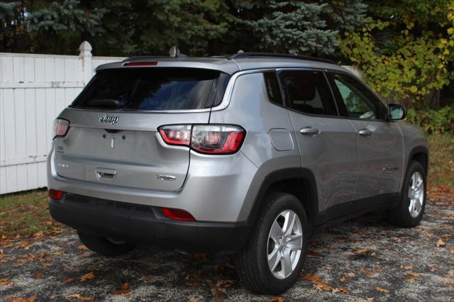 2022 jeep compass latitude