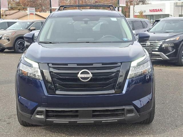 2022 nissan pathfinder sv