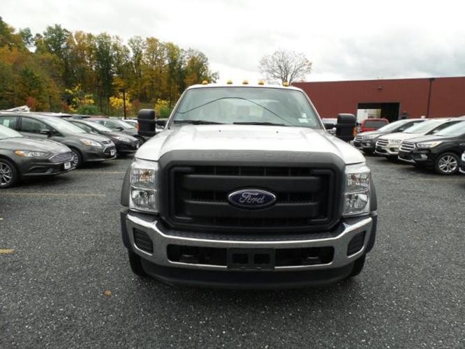 2016 ford f-350 super duty xl 4x4 xl 4dr crew cab 8 ft. lb drw pickup for sale in bennington, vermont