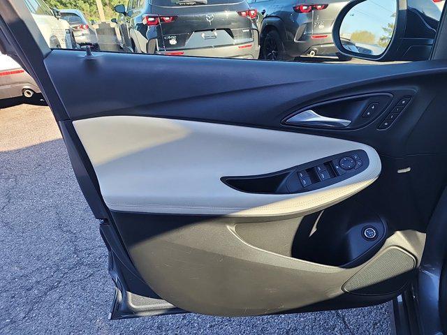 2020 buick encore gx essence