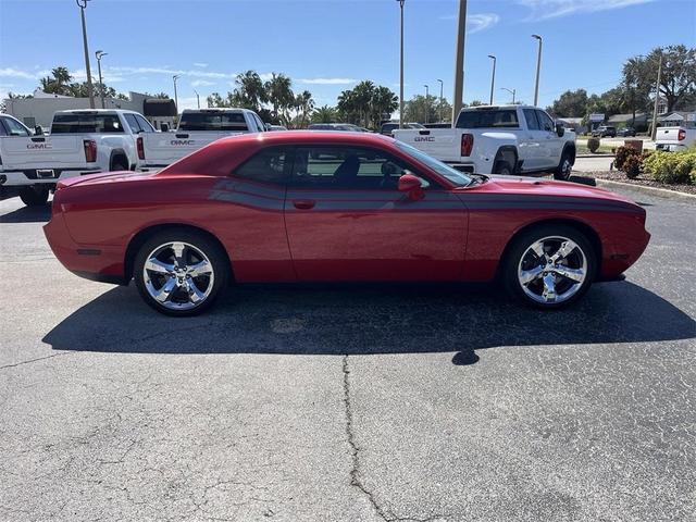 2012 dodge challenger r/t