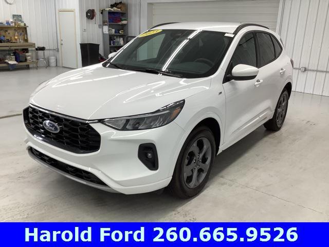2023 ford escape st-line select