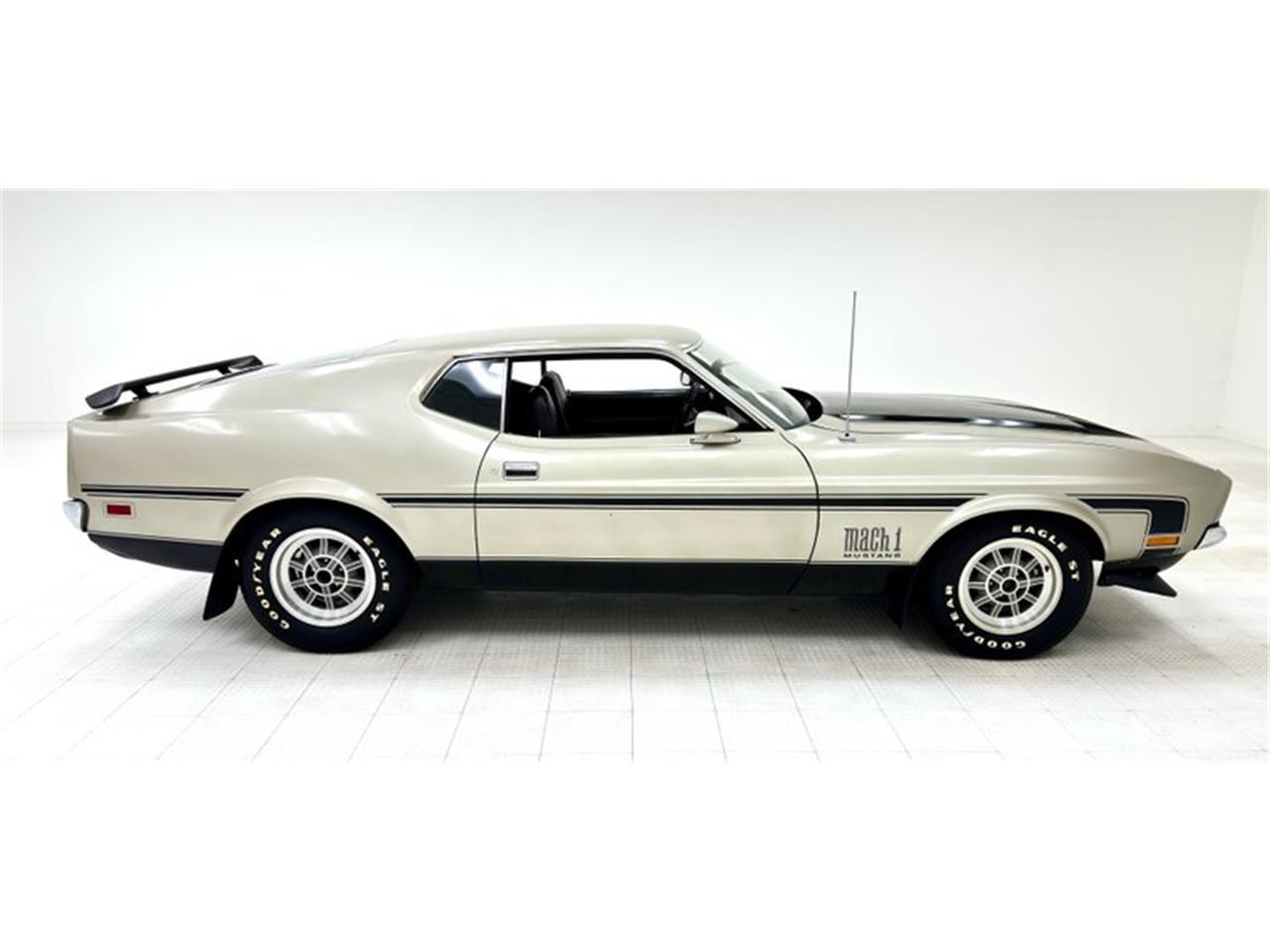 1971 ford mustang