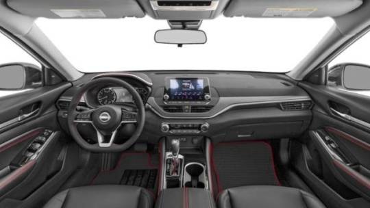 2025 Nissan Altima