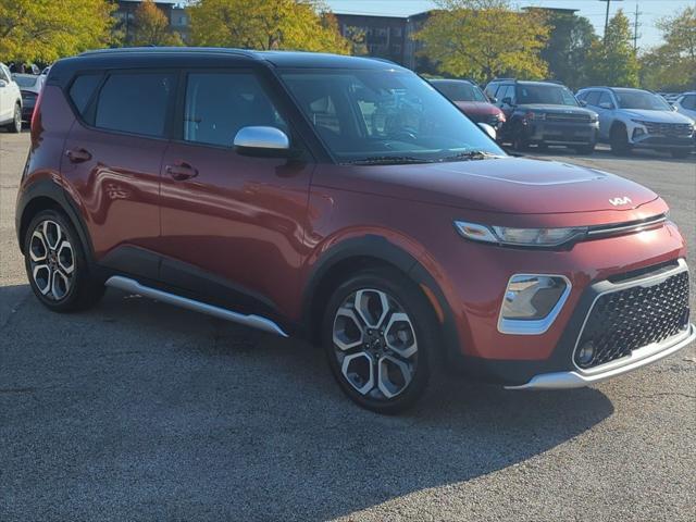 2022 kia soul x-line