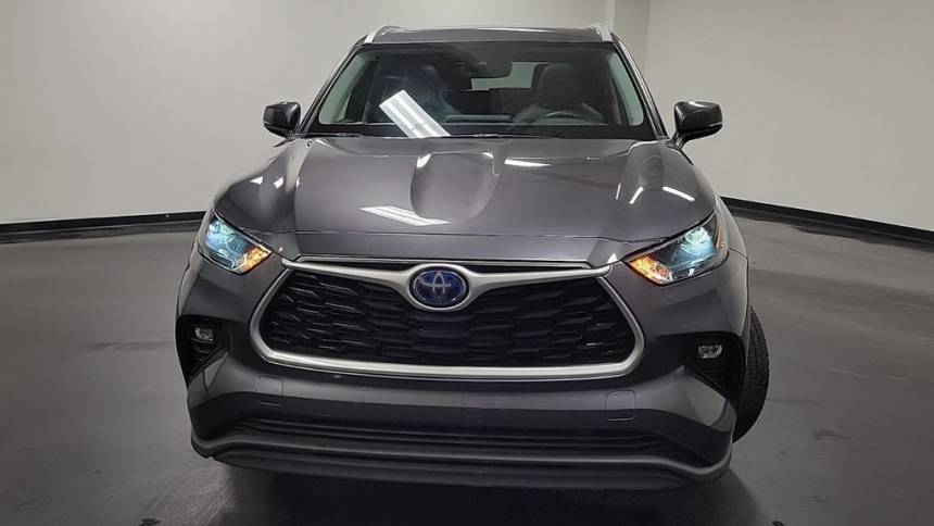 2022 toyota highlander hybrid xle