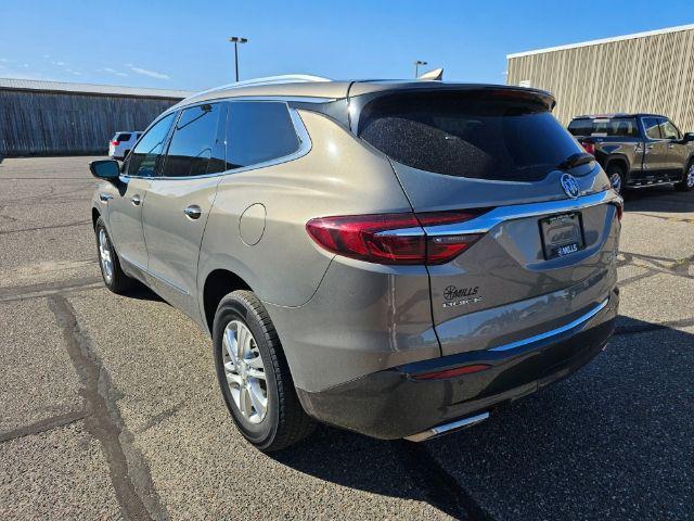 2018 buick enclave essence