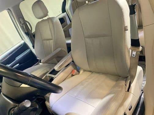 2015 chrysler town & country touring in bellevue, nebraska
