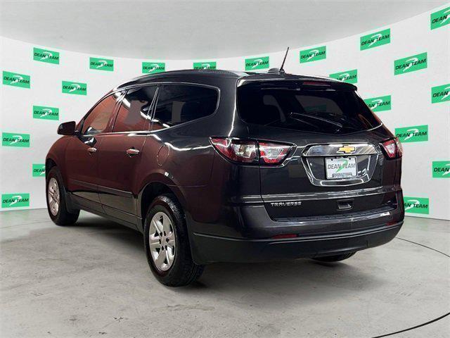 2017 chevrolet traverse ls