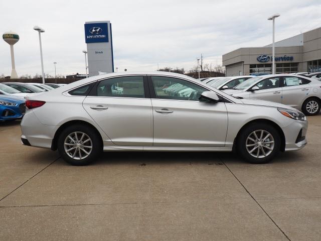 2019 hyundai sonata se se 4dr sedan for sale in triadelphia, west virginia
