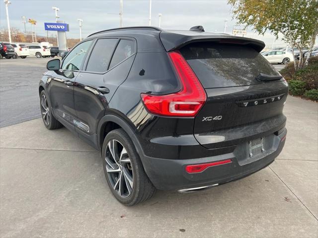 2020 volvo xc40 t5 r-design