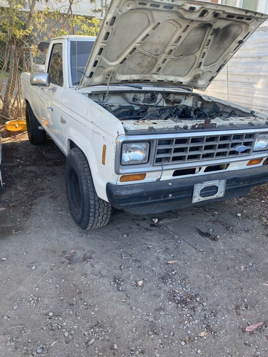 1983 ford ranger pickup white rwd manual diesel