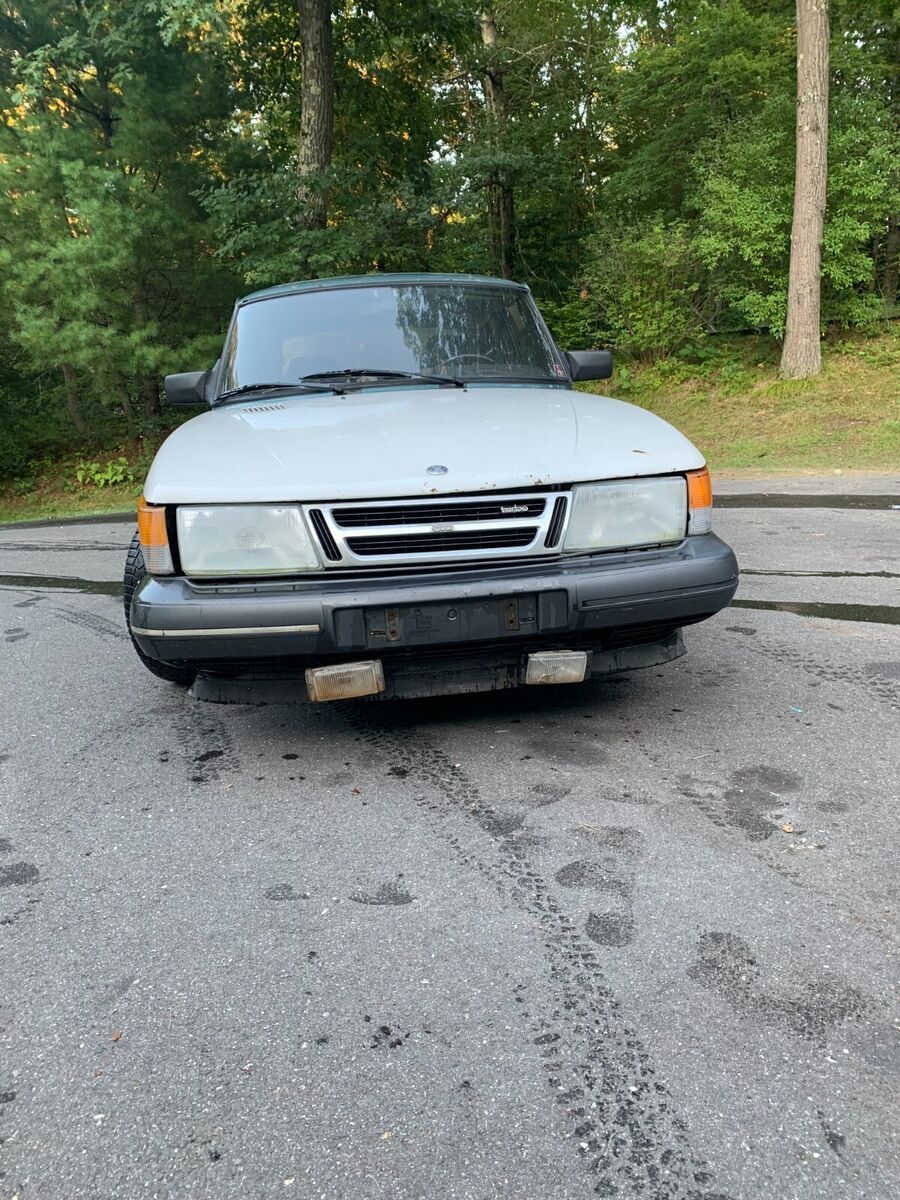 1991 saab 900 spg - rare beryl green - only 109 produced - parts car or project