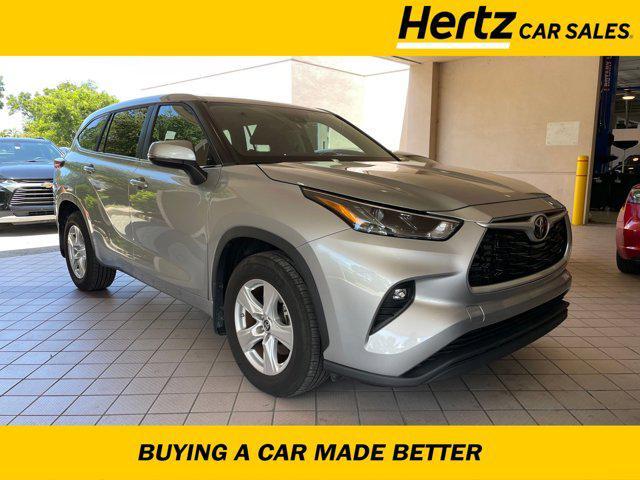 2023 toyota highlander le