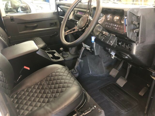 1990 land rover defender 110 - restored - rhd