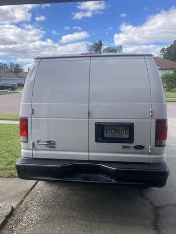 2014 ford e250 cargo
