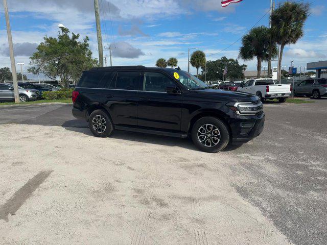 2022 ford expedition xlt