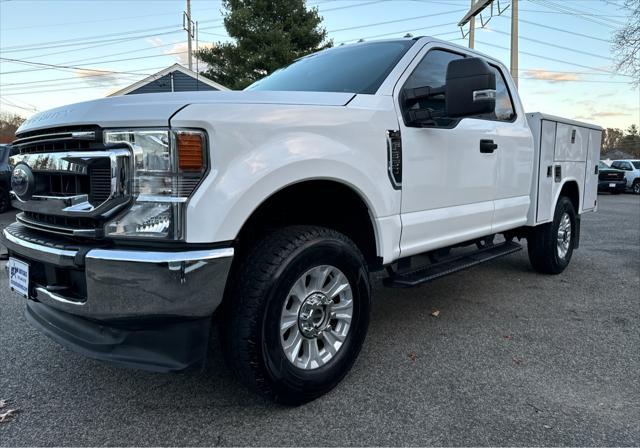 2022 ford f-350 xlt