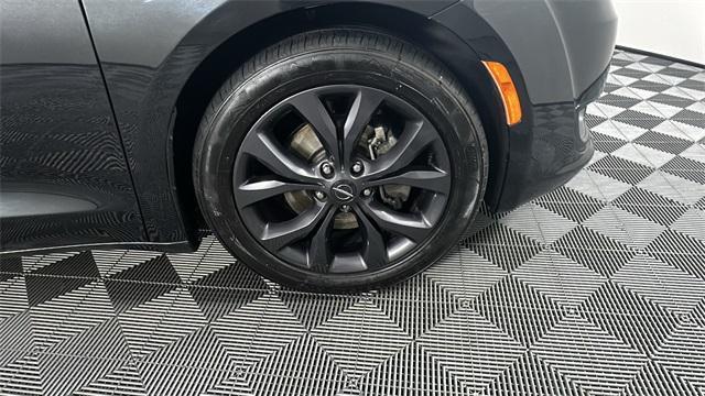 2018 chrysler pacifica touring-l