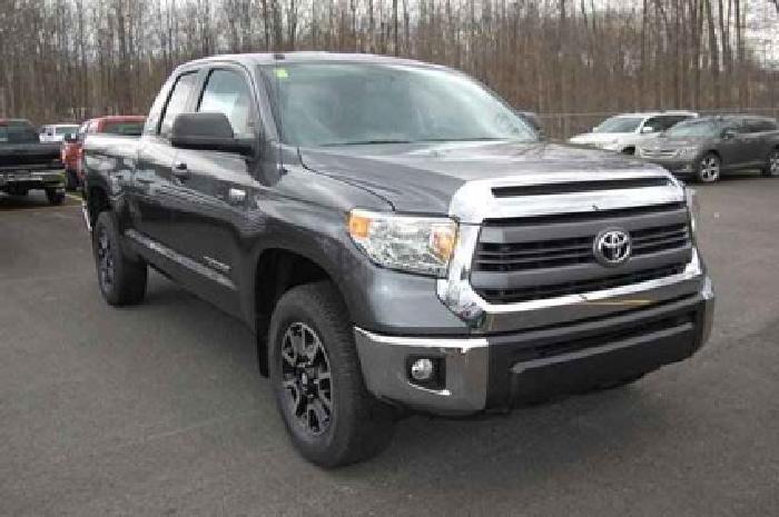 2014 toyota tundra double cab 5.7l v8 6-spd at sr5 in meadville, pa