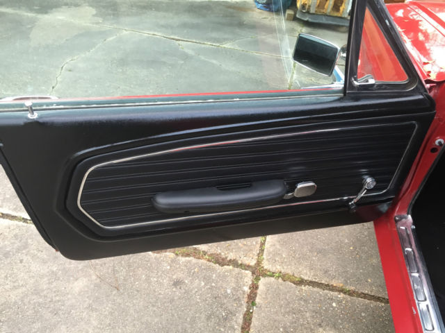 1968 ford mustang custom hardtop 2-door 5.0l with marti report