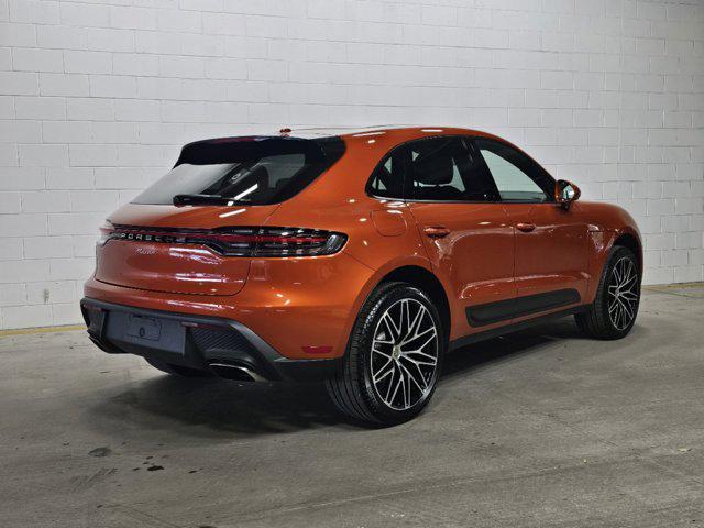 2024 porsche macan base