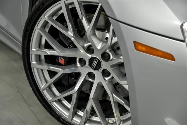2017 audi r8 5.2 v10