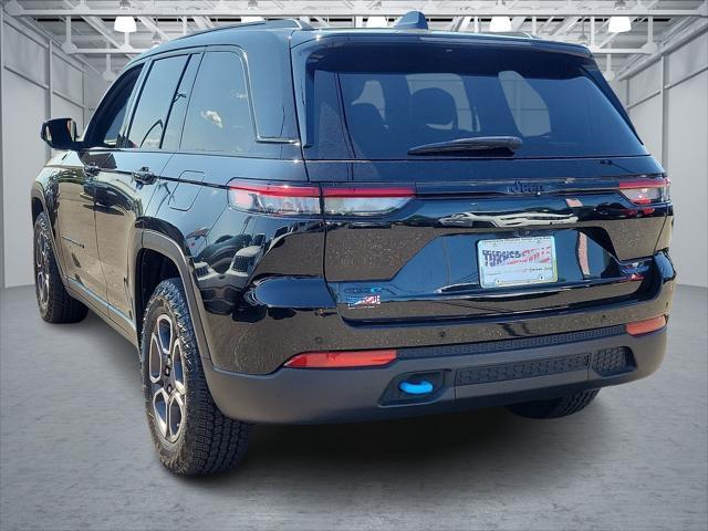 2023 jeep grand cherokee 4xe trailhawk