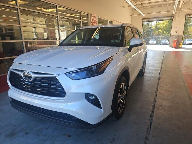 2023 toyota highlander xle