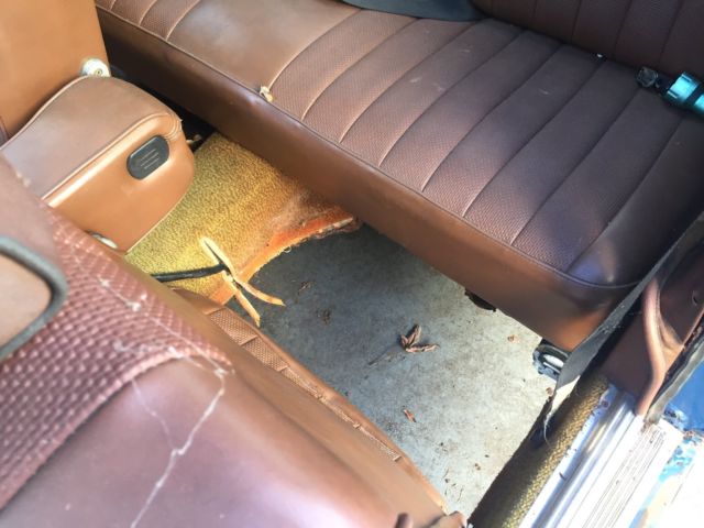 mercedes benz 280c coupe 2-door sport 1974 6 cylinder m110 selling as parts w114