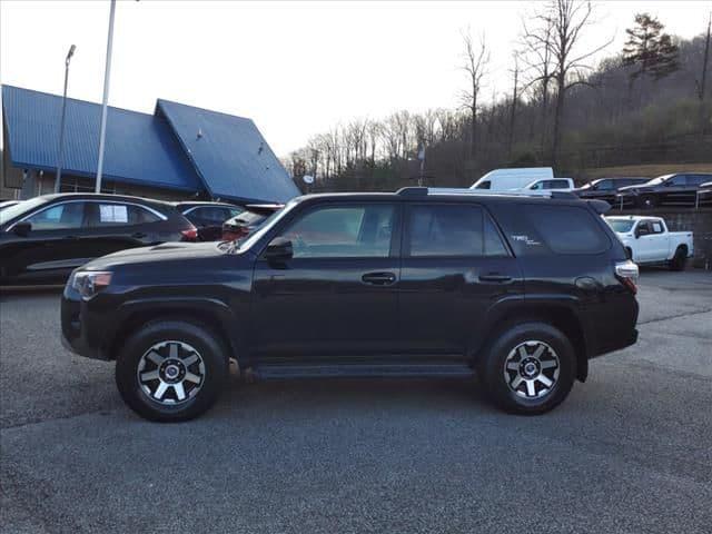 2018 toyota 4runner trd off road in danville, west virginia