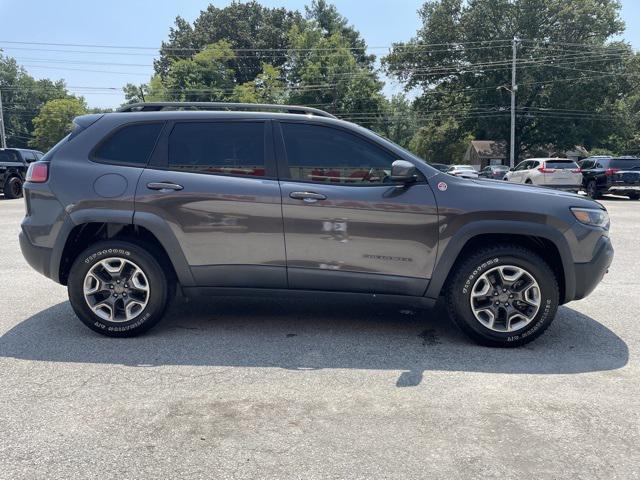 2019 jeep cherokee trailhawk