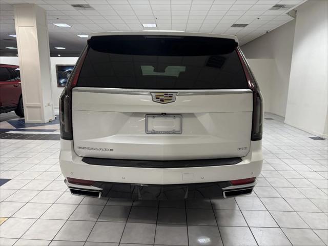 2022 cadillac escalade luxury