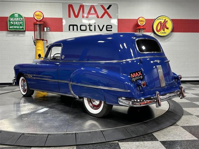 1952 pontiac chieftain in pittsburgh, pennsylvania