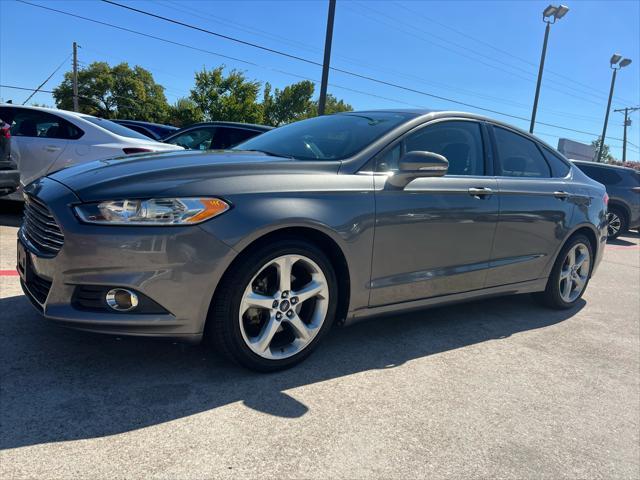 2014 ford fusion se