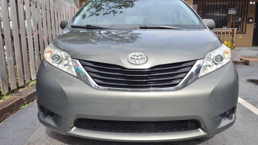 2013 toyota sienna