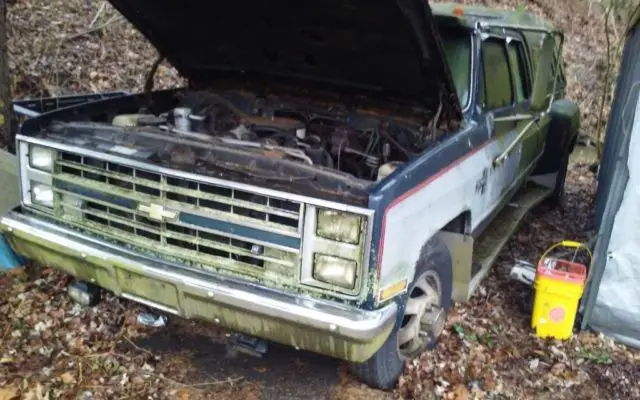 1985 vortec 454cc dually with full cap 73000 original miles, runs needs battery