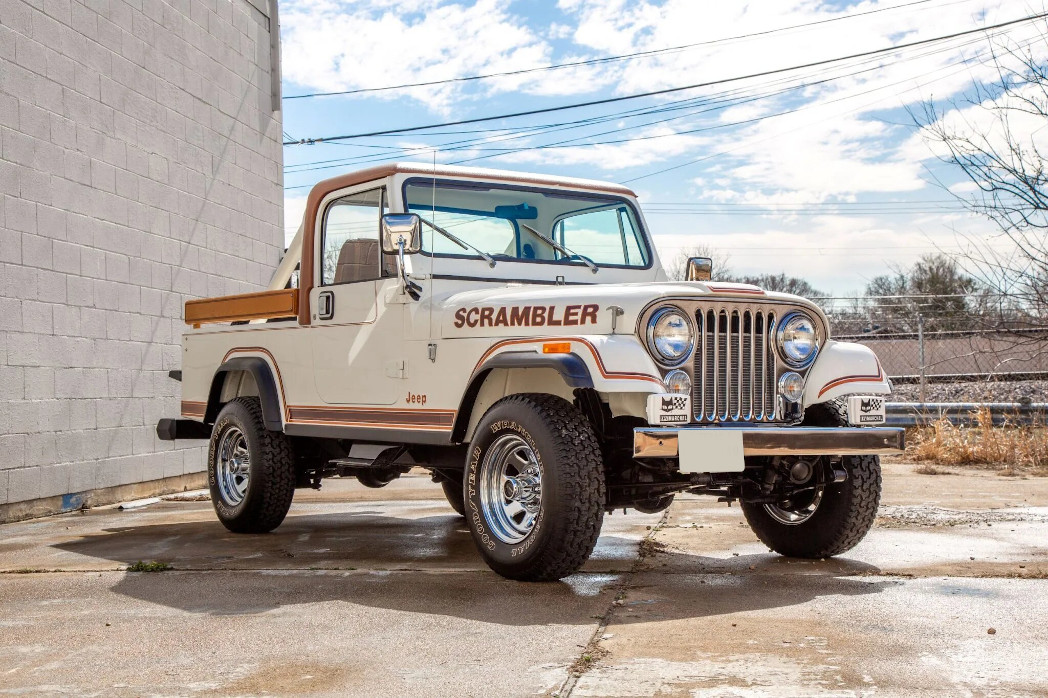 jeep cj-8 scrambler