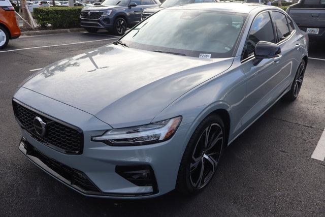 2024 volvo s60 t mulliner