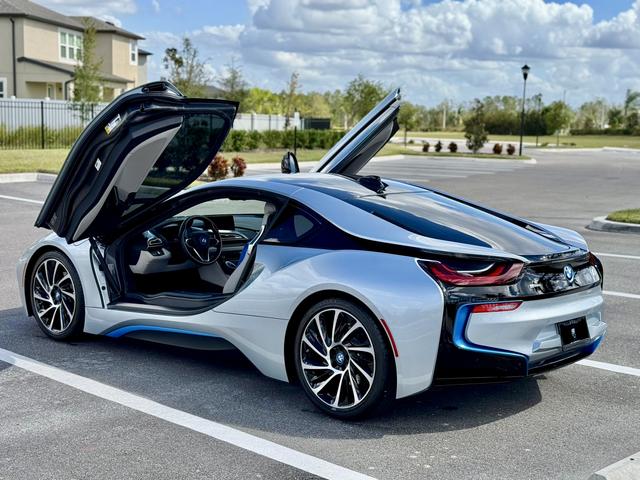 2015 bmw i8 base