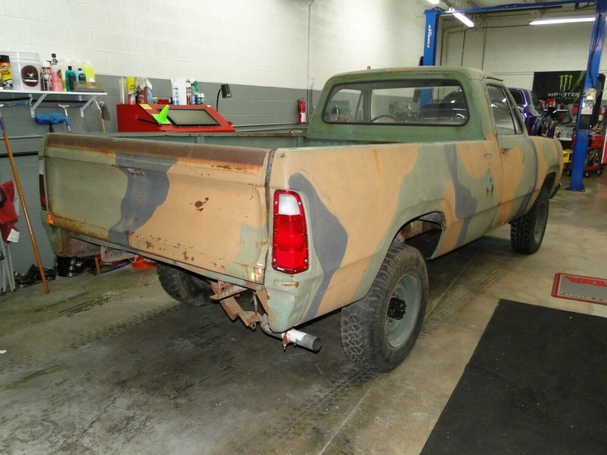 1977 dodge w-200 power wagon m-880
