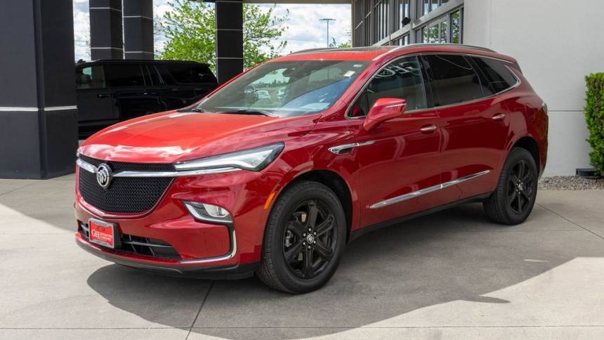 2023 buick enclave essence